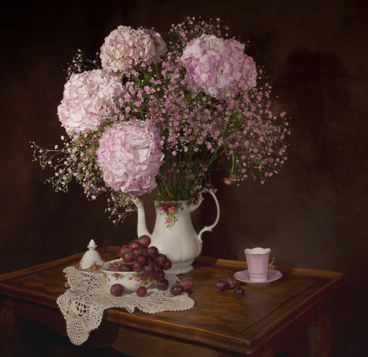 Bridal bouquet with blush garden roses